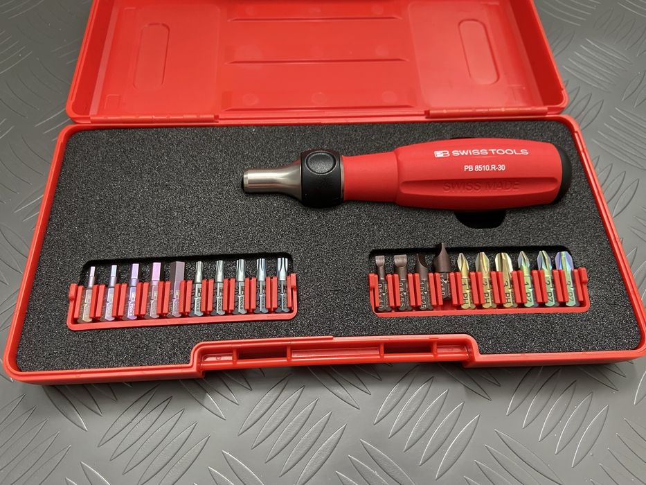 PB swiss tools викрутка бітотримач
