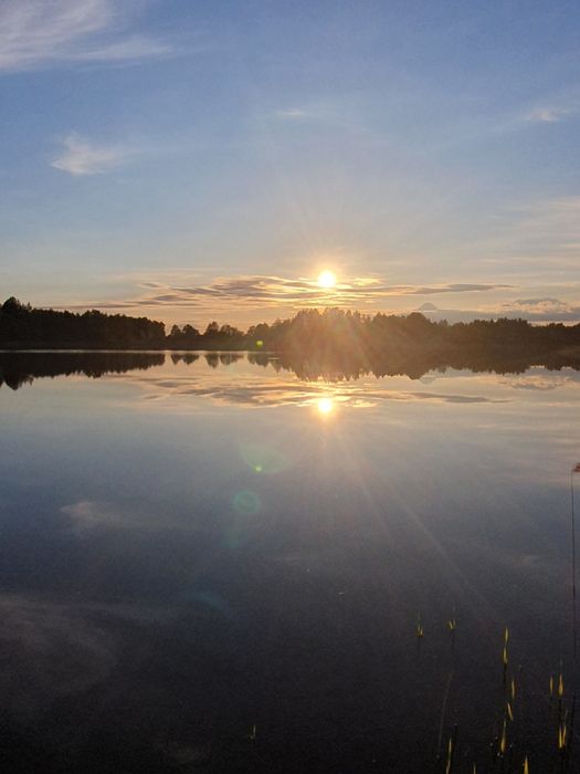 Domek nad jeziorem, wakacje, plaża, pomost