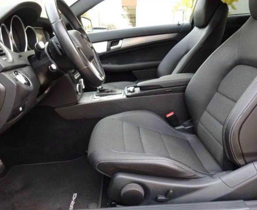 Mercedes C250 Coupé AMG foto 4