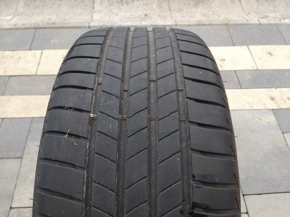 opona bridgestone turanza 225/40 r18 rok 4924