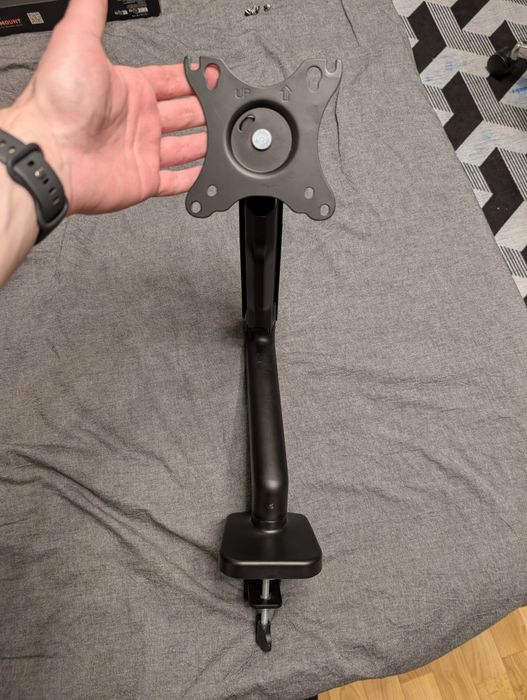 Кронштейн для монітора