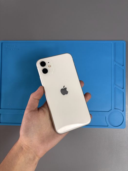 Телелефон iPhone 11