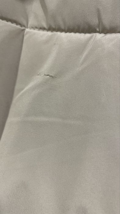 Kurtka zimowa damska Reserved 40 w kolorze kremowym z kapturem