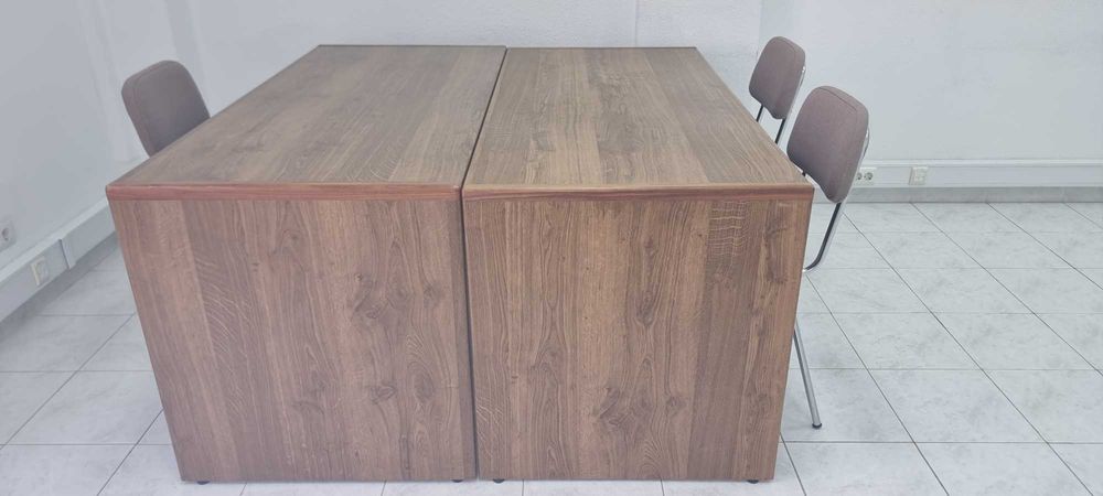 Secretária de escritório em Madeira