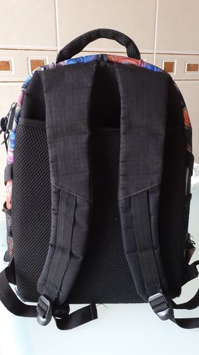 Mochila escolar, marca PRO DG