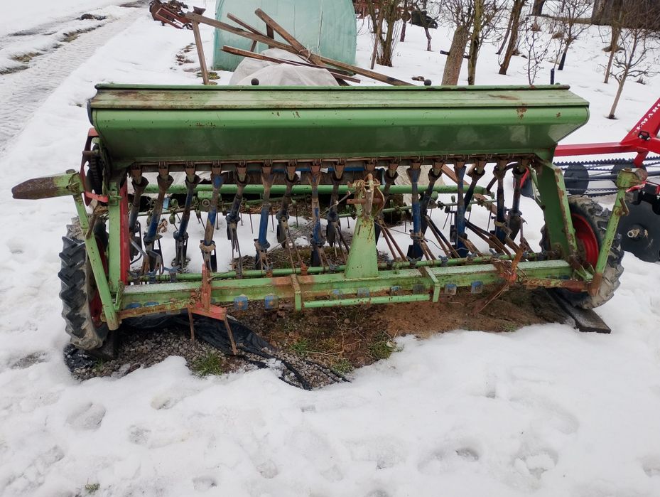 Siewnik Hassia 2,5 metra