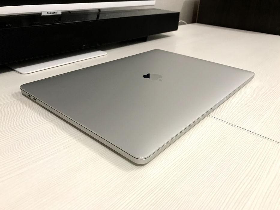 Apple Macbook Pro 15 2016 512gb Silver