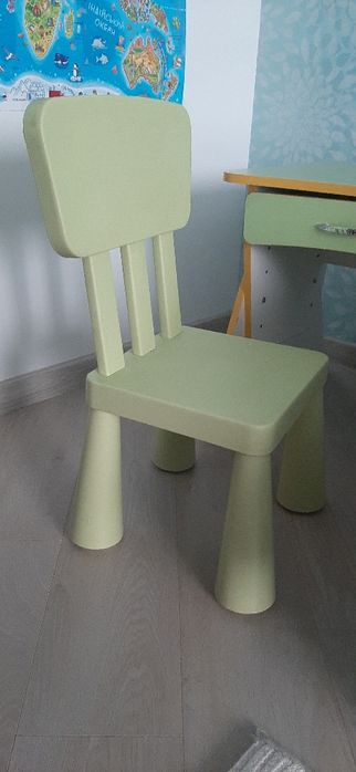 Стол со стульчиком для ребенка
