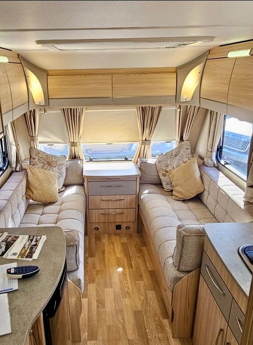 Caravana Coachman Amara - impecável