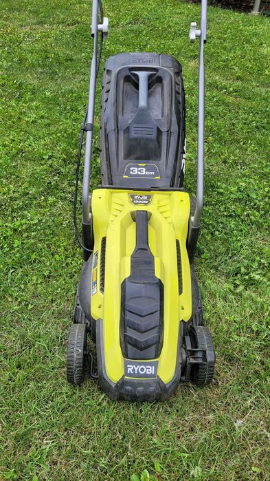 Kosiarka elektryczna Ryobi RLM3313