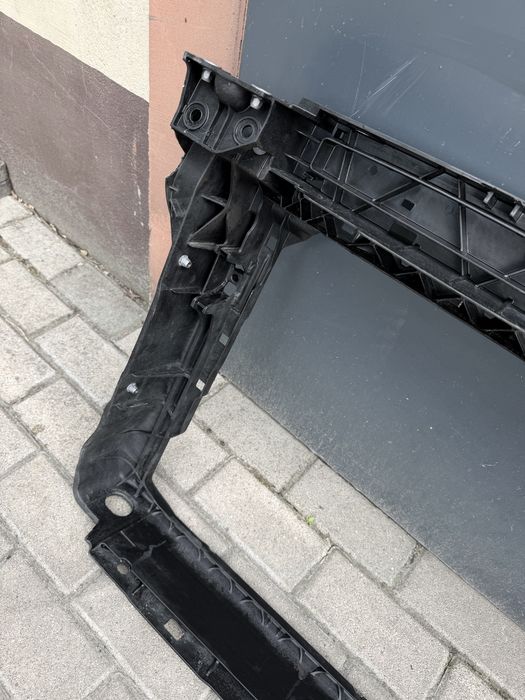 Pas przedni wzmocnienie zderzaka przód Skoda Octavia IV 20r.- oryginał