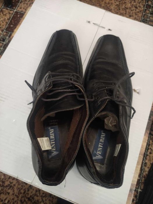 Туфлі демісезонні Venturini 44 розмір