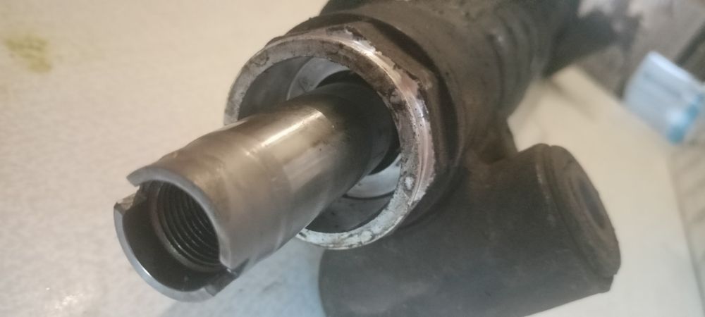 Рульова рейка Suzuki Grand Vitara 65J5 KYB