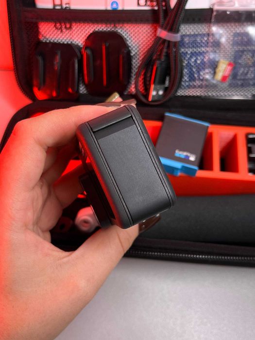 Екшн-камера GoPro Hero 9 з двома акумуляторами