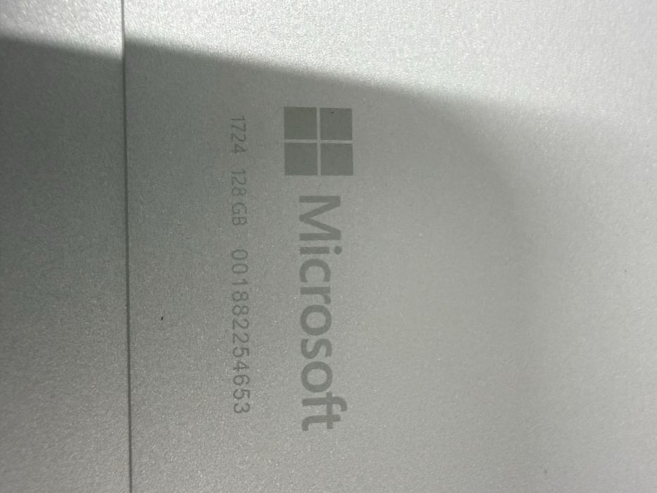 Micrsoft Surface Pro 4 1724 планшет