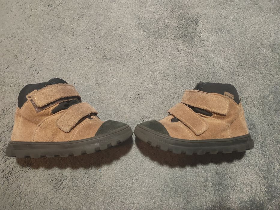 Buty dziecięce firmy Mrugała – wodoodporne