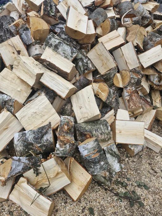Drewno opałowe  kominkowe Brzoza  280 metr ukladane 250 nasypowe