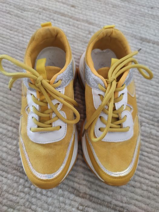 Buty sneakersy na lato