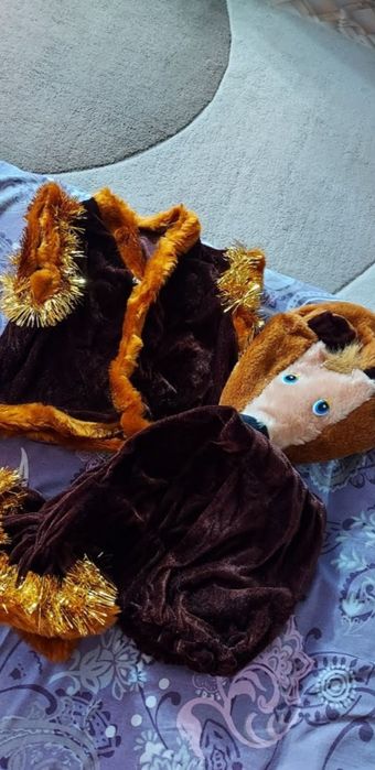 Новорічний костюм медведя