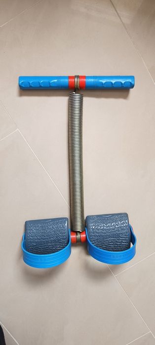 Sprężyna do ćwiczeń z epoki PRL-u