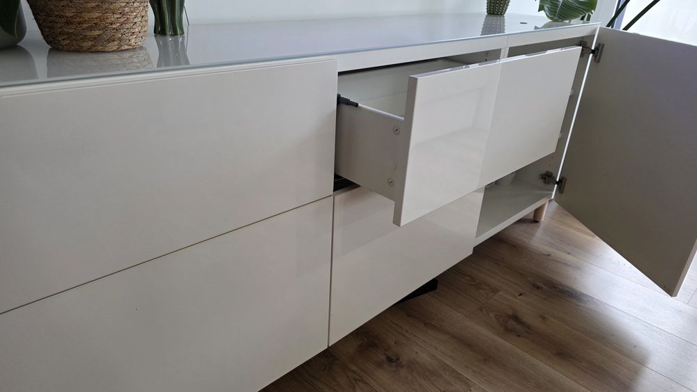 Aparador Ikea branco