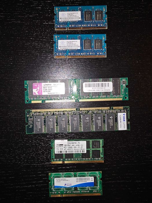 Diferentes memórias RAM - Preço negociável para cada uma delas