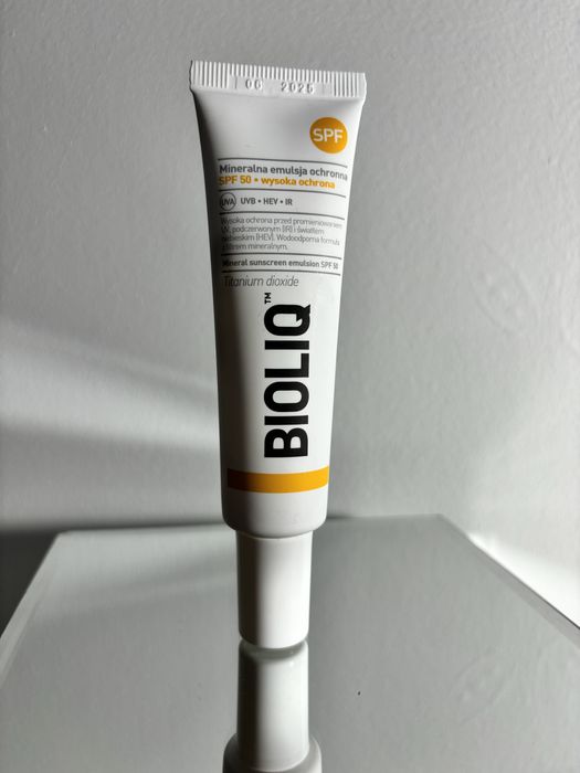 Mineralna emulsja ochronna SPF 50 BIOLIQ