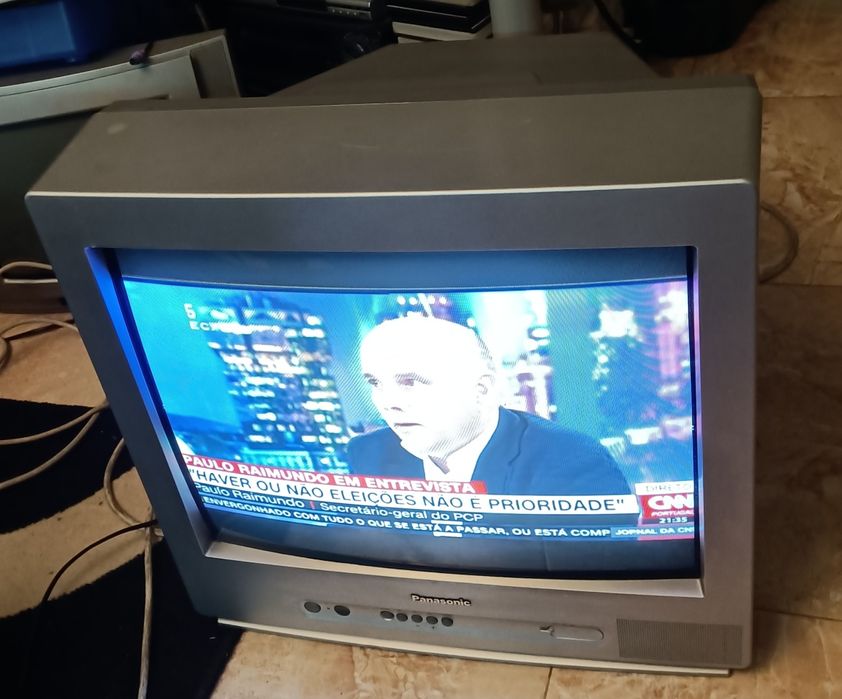 Televisão Média com Excelente Imagem da Marca Panasonic
