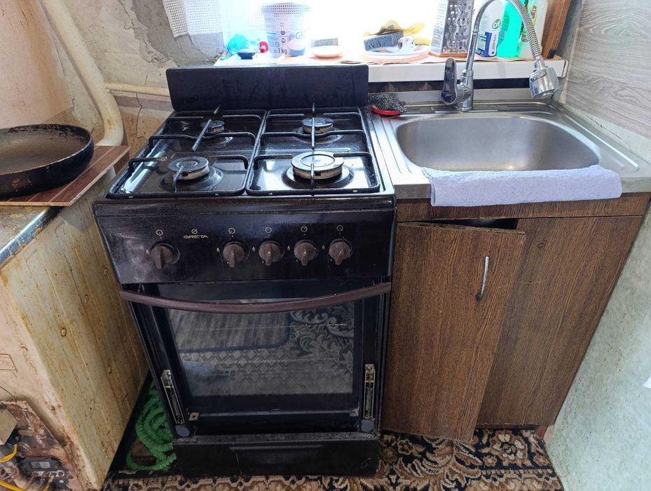 Продам частину будинку в районі Шкільного
