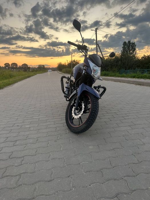 Продома мотоцикли Lifan ccr200