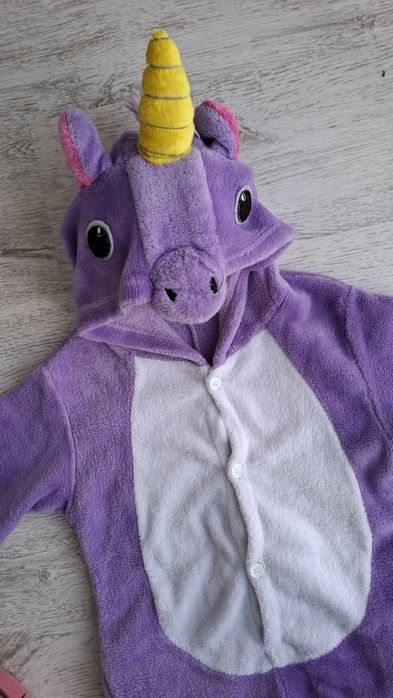 Piżama, strój jednorożca 104