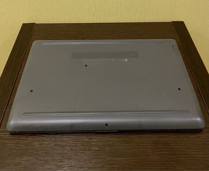 HP 255 G7 Ryzen 3 2200U 8GB DDR4 256GB SSD