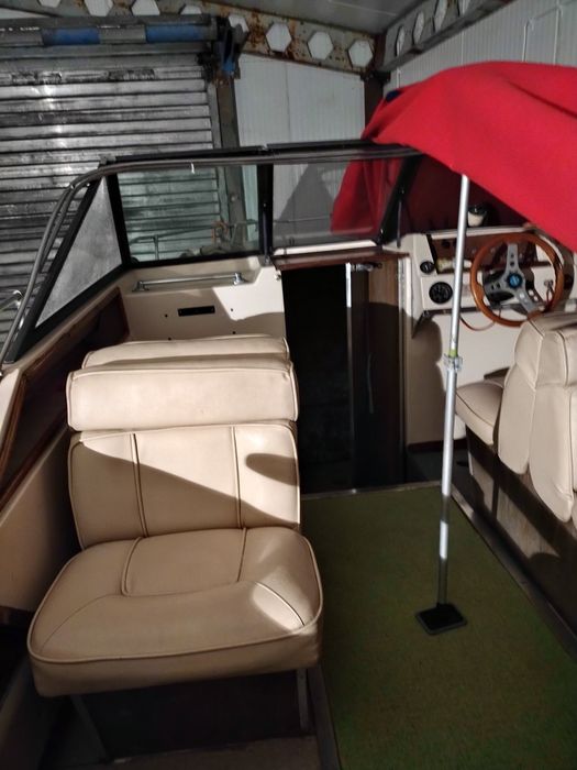 Łódź GLASTRON Aventura