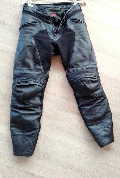 Calças em pele Dainese