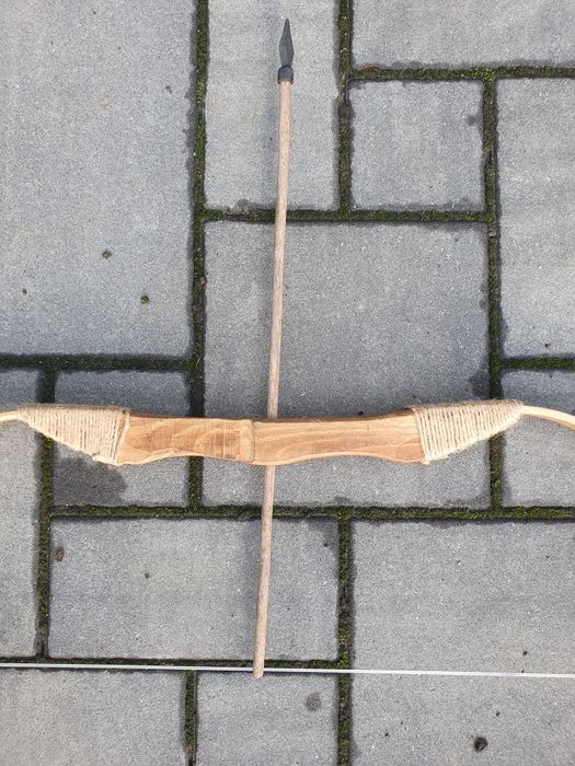 Łuk drewniany profilowany klasyczny plus strzała
