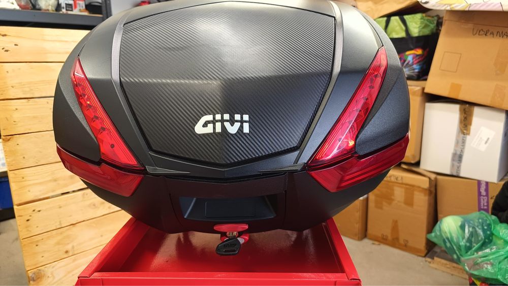 Kufer GIVI Monkey 47 Honda VFR 800 stelaż+płyta