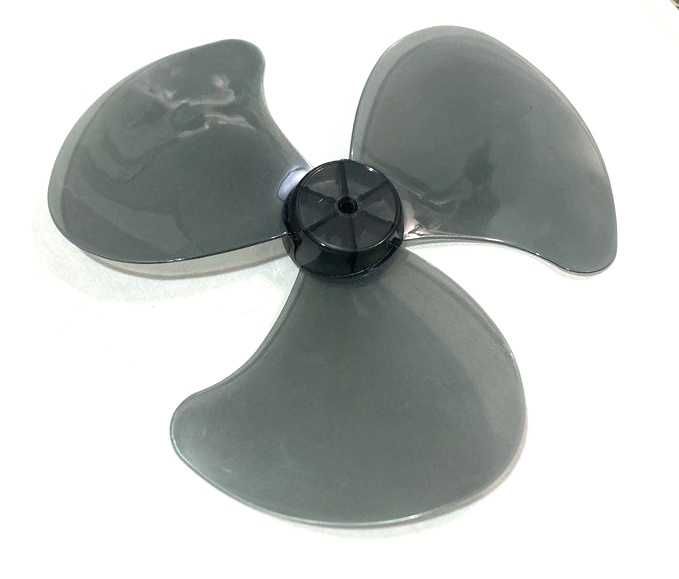 Пропеллер вентилятора с гайкой