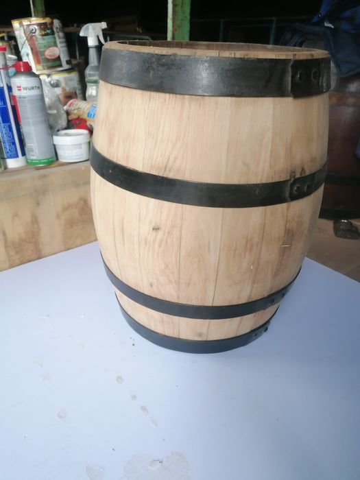 Stara drewniana beczka