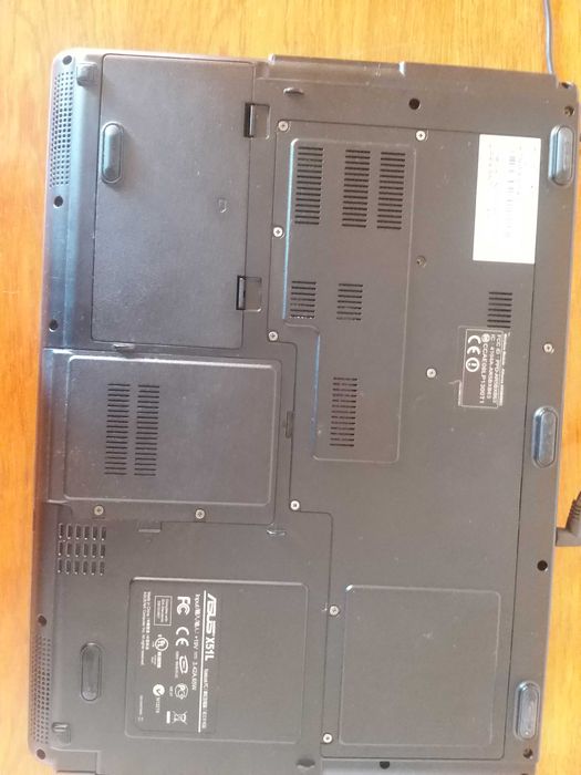 Ноутбук ASUS X51L