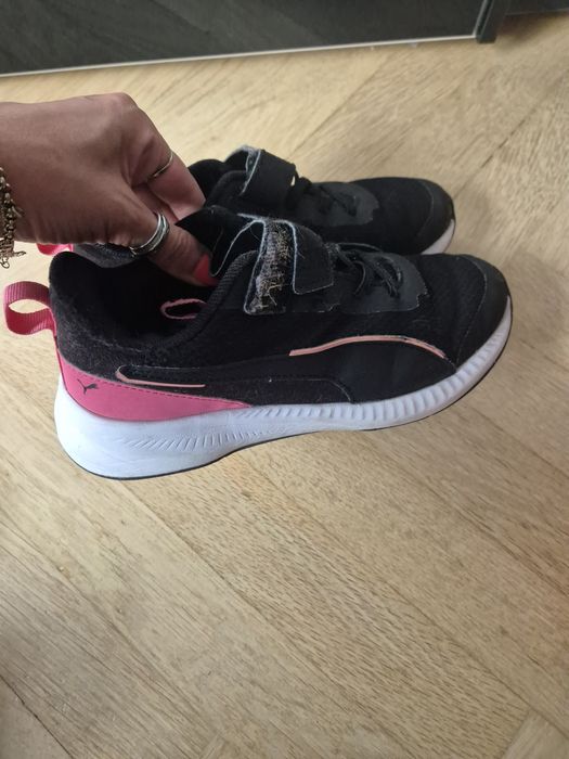 Czarne buty Puma rozmiar 35