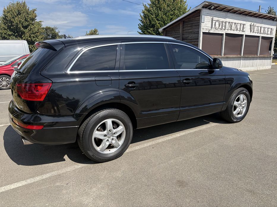 Продам авто Audi Q7