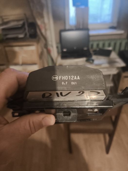 Yamaha R1 rn22 regulator napięcia