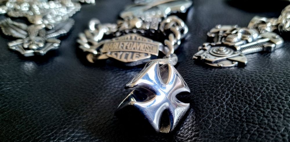 Efektowny sygnet pierścień Motörhead motocyklowy Harley chopper krzyż