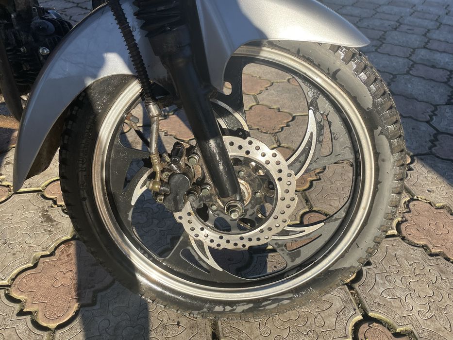 Фіт мустанг 125 кубів