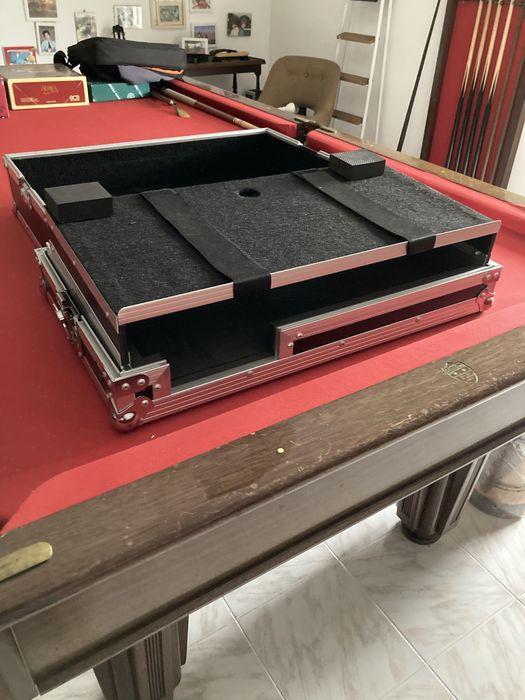 Case Workstation magma para DJ.