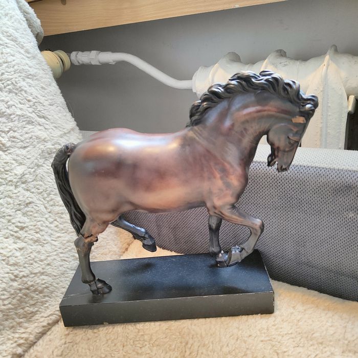 Statuetka konia,dekoracja