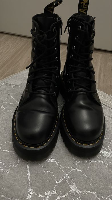Glany czarne Dr Martens Jadon model