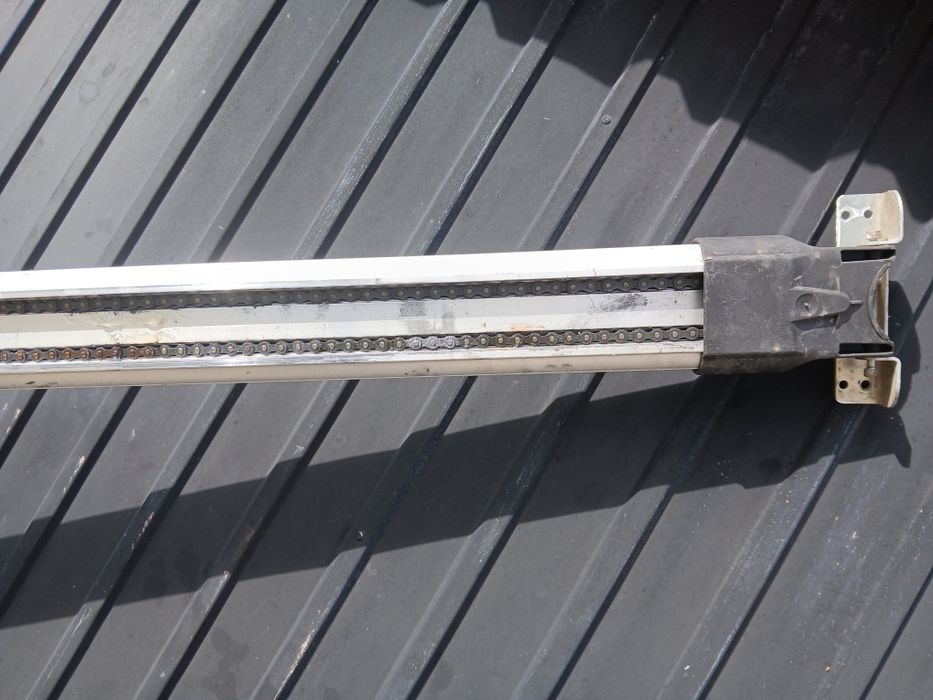 Motor automatismo para portão de garagem  Roger