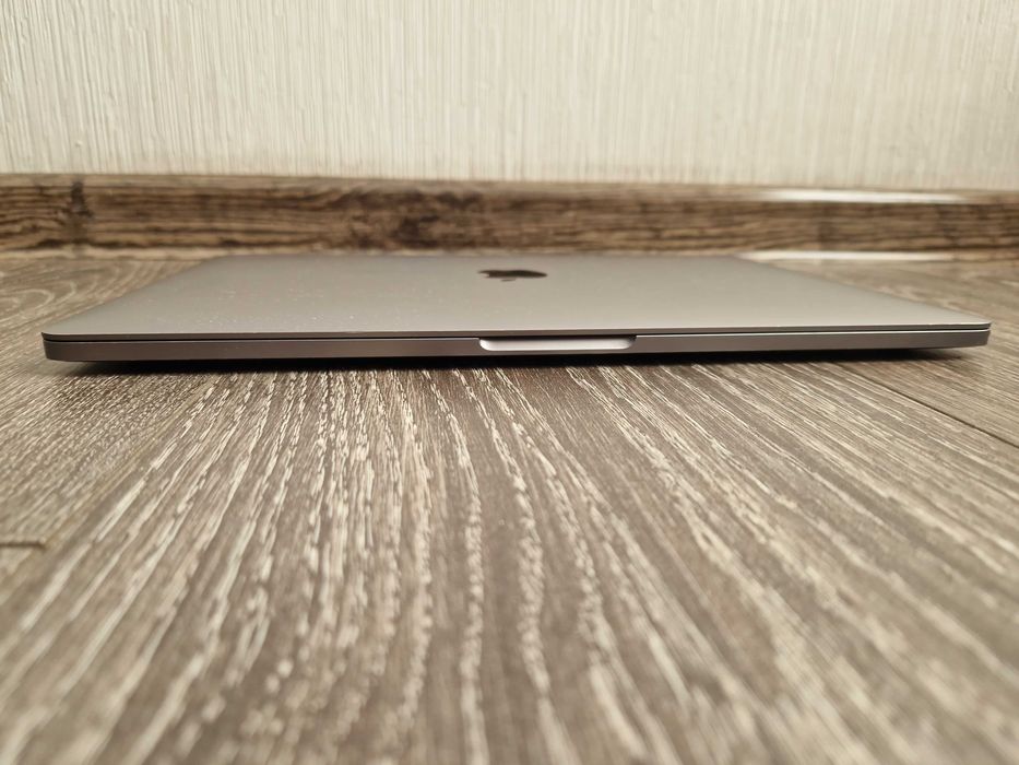 2019 MacBook Pro A2159 13.3" I5-8257U / 16 GB / 256 GB - 329 АКБ