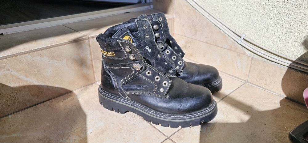 Dockers skórzane buty trapery rozmiar 41 wkładka 26,5cm używane